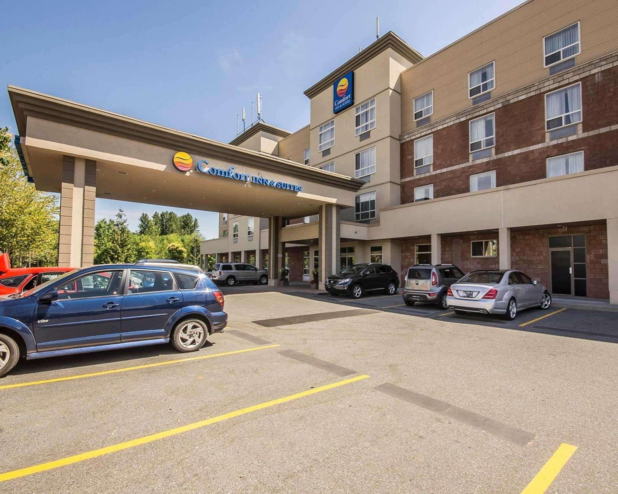 Comfort Inn & Suites Суррей Экстерьер фото